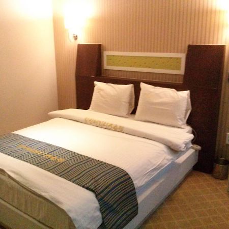 Apsan Business Hotel Daegu Habitación foto